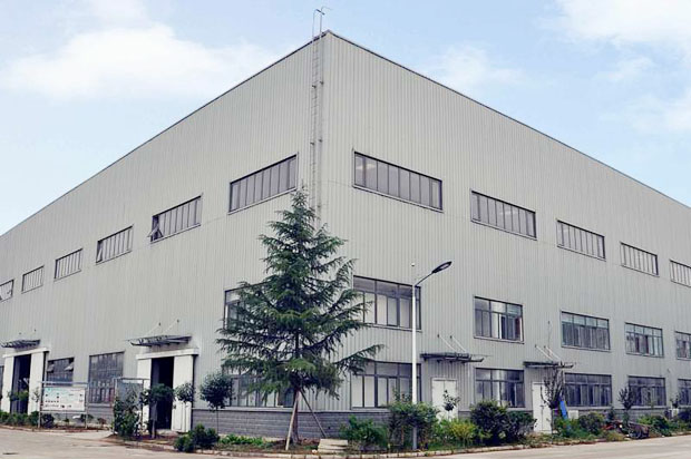 寶雞巨偉鈦業(yè)主營產(chǎn)品有鈦合金鍛件,鈦合金棒,鈦合金加工件,鈦合金異形件,鈦靶,鉻靶,鋯靶,3D打印制粉鈦棒,鈦合金餅,鈦合金法蘭,鈦環(huán),鈦合金螺絲,鈦合金管,鈦合金方塊,TC4鈦合金鍛件,TC11鈦合金鍛件,TA15鈦合金鍛件,TC4鈦合金棒,TC11鈦合金棒,TC4鈦合金加工件,TA2鈦合金加工件,TC4鈦合金異形件,TA2鈦合金異形件,鈦靶材,鉻靶材,鋯靶材,TC4 3D打印制粉鈦棒,TA1 3D打印制粉鈦棒,TC4鈦合金餅,TC11鈦合金餅,TA15鈦合金餅,TC4鈦法蘭,TC11鈦法蘭,TA2鈦法蘭,TC4鈦合金環(huán),TC11鈦合金環(huán),TA15鈦合金環(huán),TC4鈦合金螺絲,TA2鈦合金螺絲,TC11鈦合金管,TA15鈦合金管,TC11鈦合金方塊,TC4鈦合金方塊,TA2鈦合金方塊,規(guī)格齊全，庫存充足